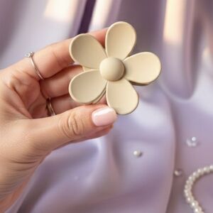 Beige Flower-Shaped Accessory